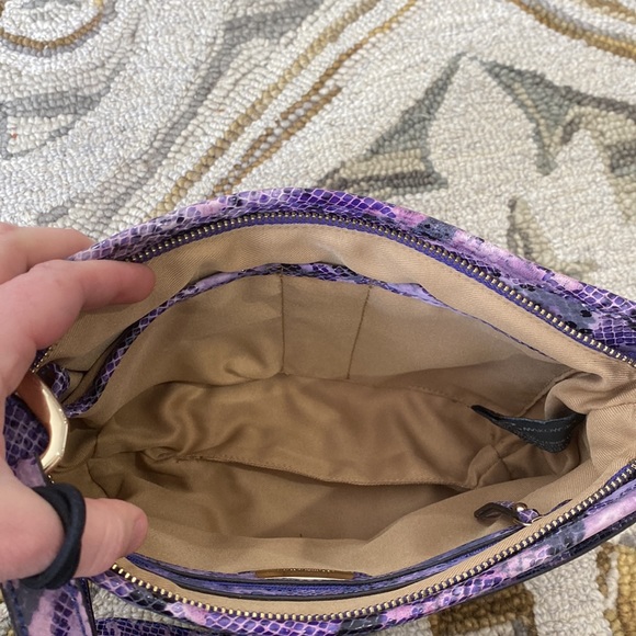 💕 B. Makowsky purple black snakeskin leather crossbody bag 💕 - Picture 11 of 14